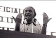 Marco Pannella parla a Piazza Navona a Roma, 7 ottobre 1975 © Ansa