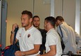 Calcio: la Roma vola a Manchester, Totti selfie e autografi © Ansa
