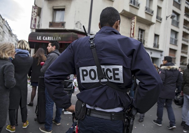 Polizia a Parigi © EPA
