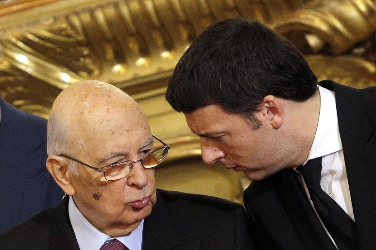 Napolitano e Renzi (archivio) - RIPRODUZIONE RISERVATA